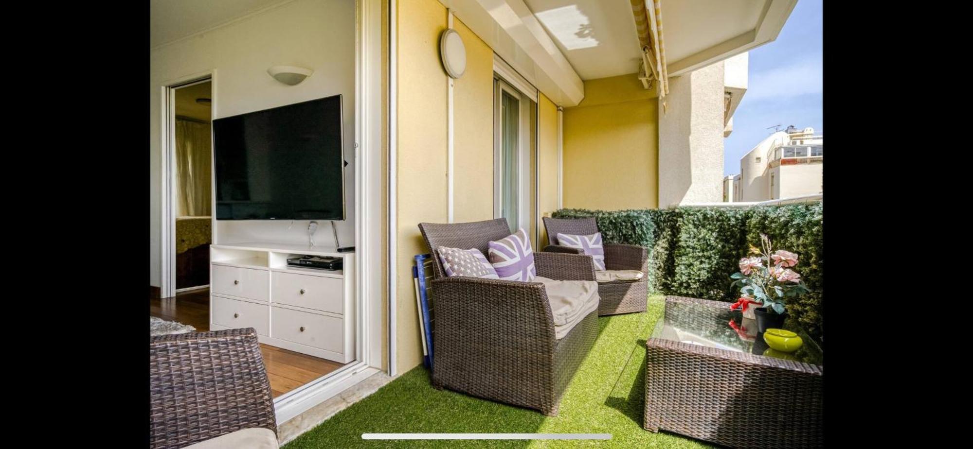 Beach & Airport Appartement Saint-Laurent-du-Var Dış mekan fotoğraf